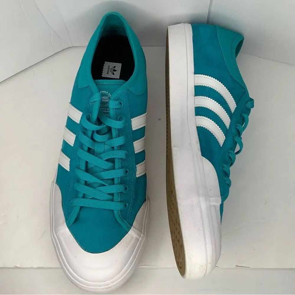 Adidas Matchcourt Low Top Aqua Blue Suede Men’s Skater Sneakers Sz 12.5